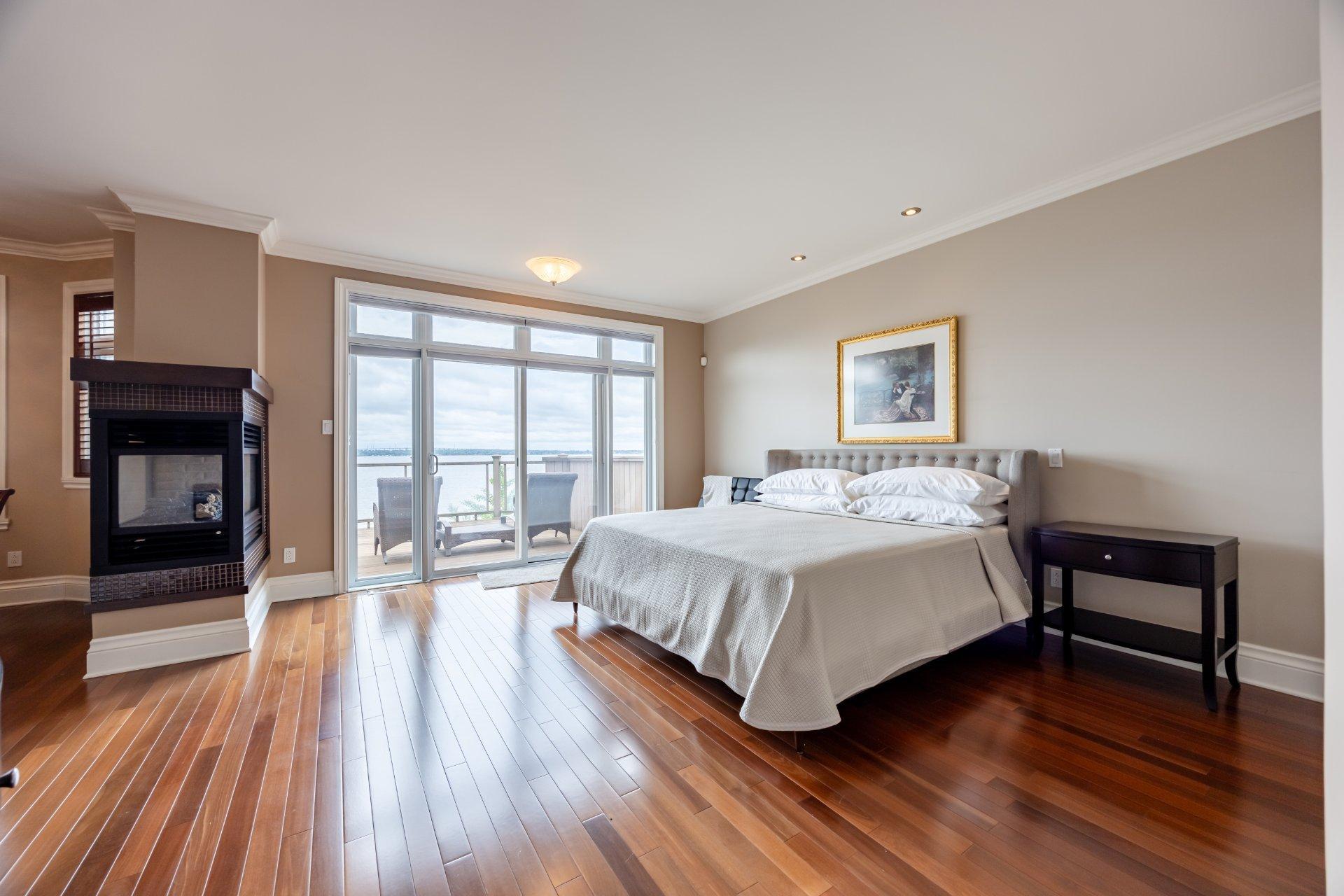 









30


Rue Simone-De Beauvoir

,
Notre-Dame-de-l'Île-Perrot,




QC
J7V8P4

