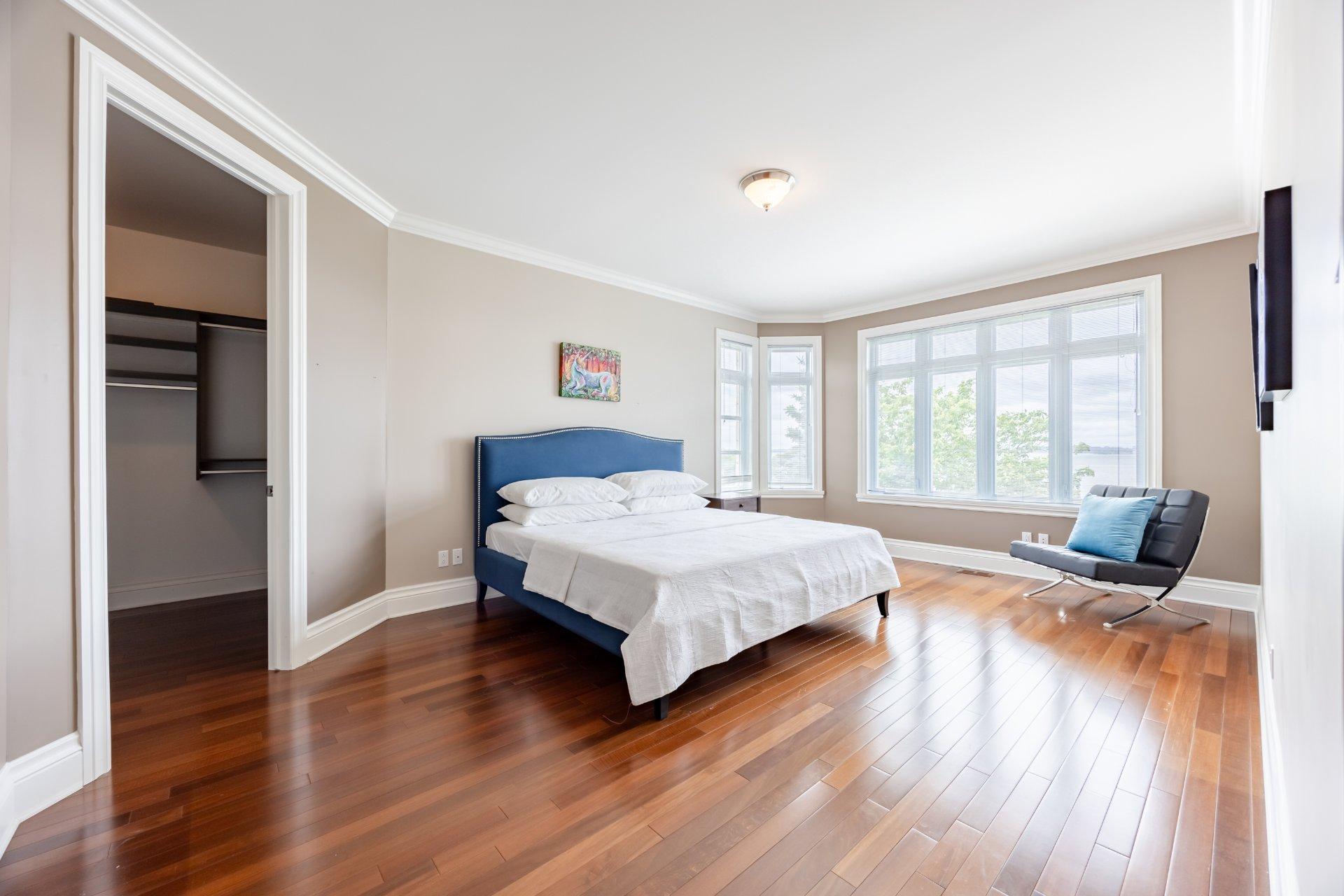 









30


Rue Simone-De Beauvoir

,
Notre-Dame-de-l'Île-Perrot,




QC
J7V8P4

