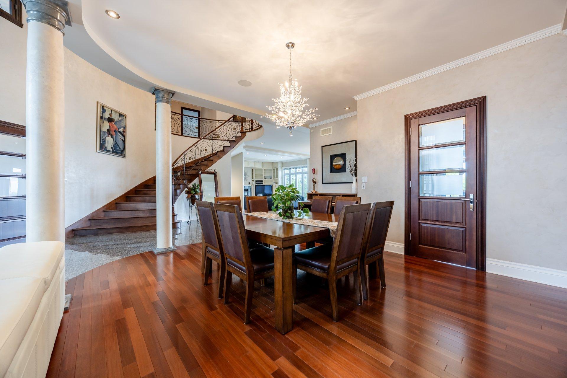 









30


Rue Simone-De Beauvoir

,
Notre-Dame-de-l'Île-Perrot,




QC
J7V8P4


