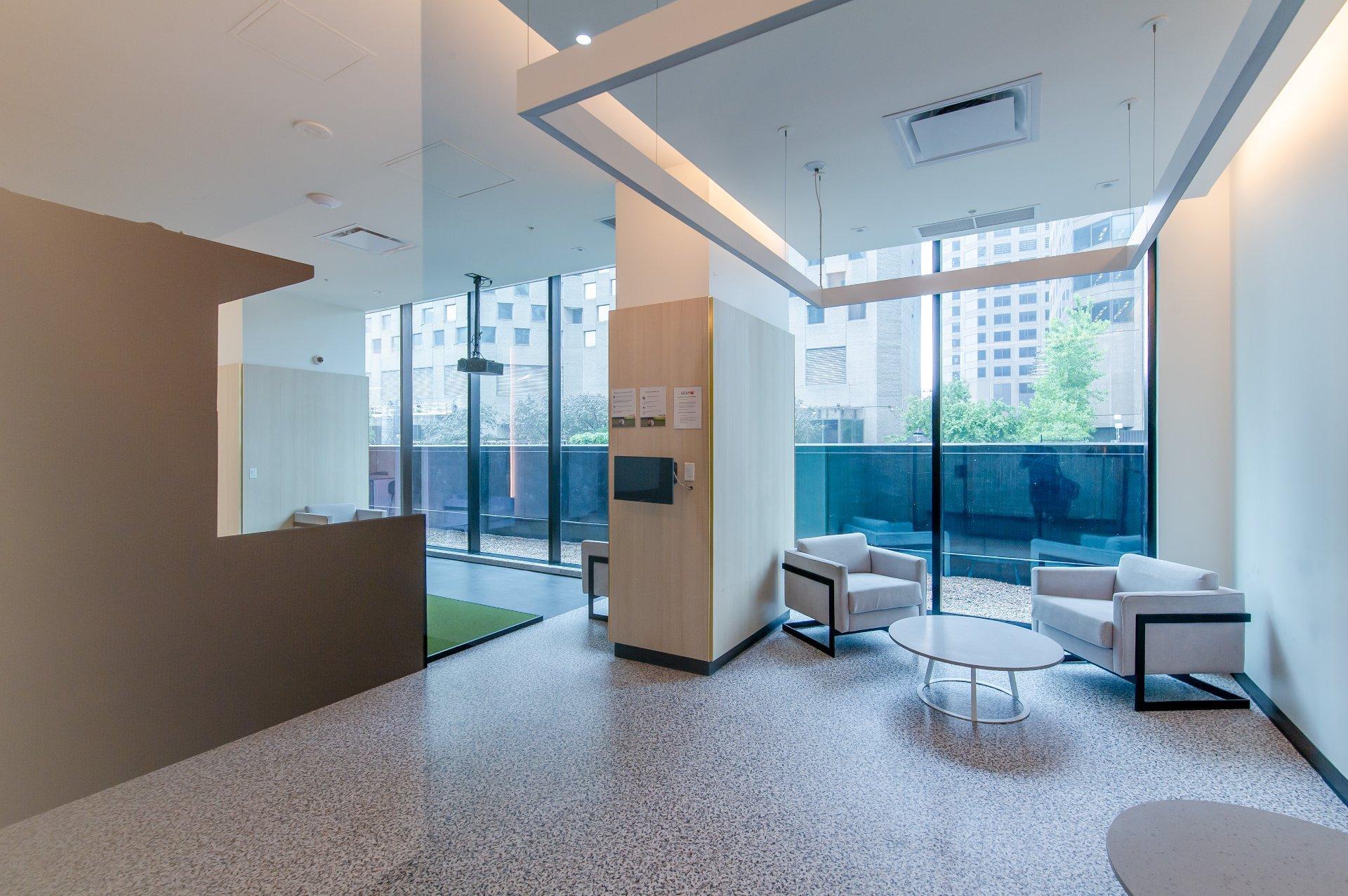 









1210


Rue Jeanne-Mance

, 4109,
Montréal (Ville-Marie),




QC
H2X1M1

