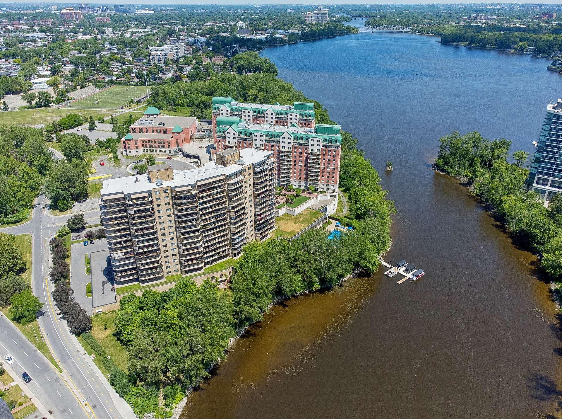 









4300


Place des Cageux

, 1106,
Laval (Chomedey),




QC
H7W4Z3

