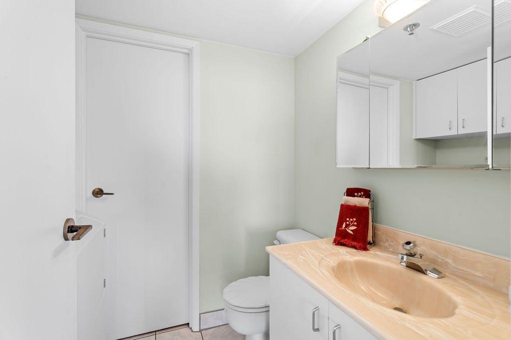 









4300


Place des Cageux

, 1106,
Laval (Chomedey),




QC
H7W4Z3

