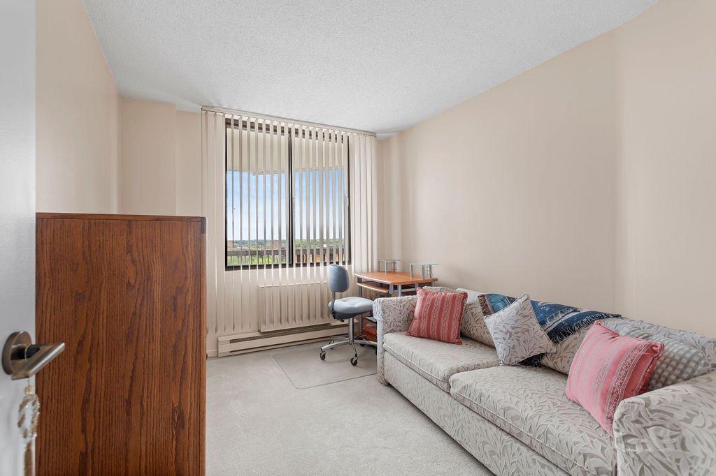 









4300


Place des Cageux

, 1106,
Laval (Chomedey),




QC
H7W4Z3

