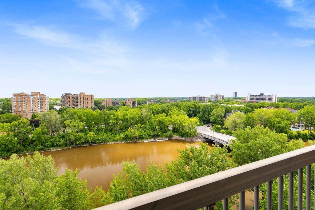 









4300


Place des Cageux

, 1106,
Laval (Chomedey),




QC
H7W4Z3

