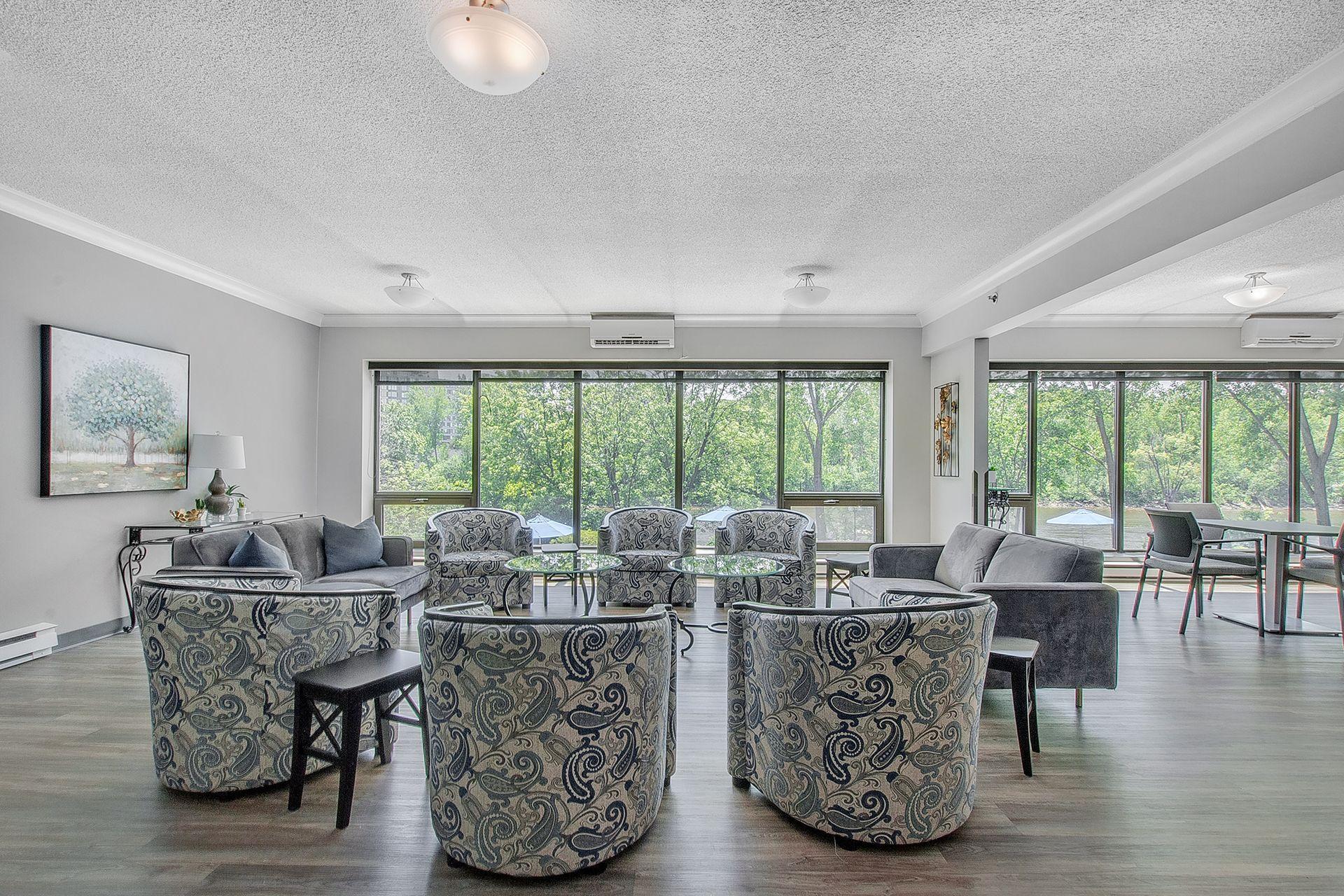 









4300


Place des Cageux

, 1106,
Laval (Chomedey),




QC
H7W4Z3


