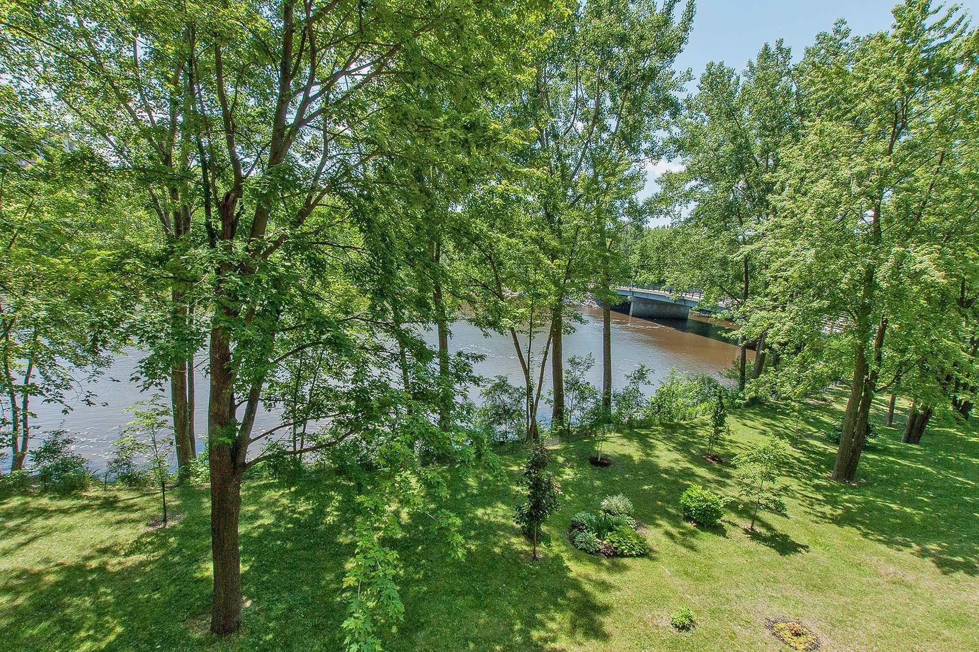 









4300


Place des Cageux

, 1106,
Laval (Chomedey),




QC
H7W4Z3

