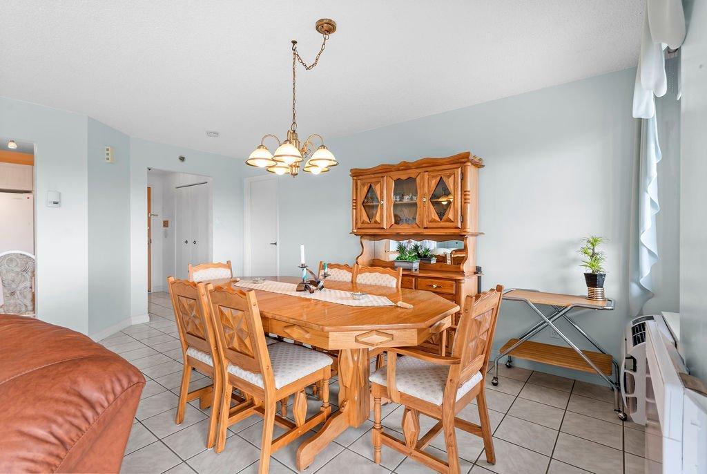









4300


Place des Cageux

, 1106,
Laval (Chomedey),




QC
H7W4Z3

