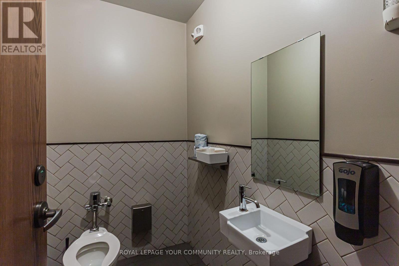 












75 CONSUMERS DRIVE

,
Whitby,




Ontario
L1N9S2

