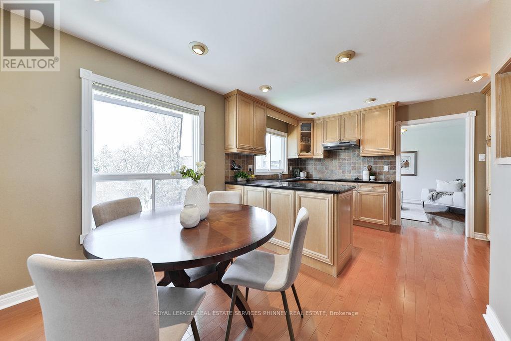 












1432 BRIDGESTONE LANE

,
Mississauga,




Ontario
L5J4E2

