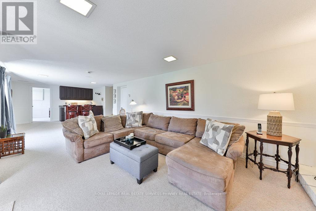 












1432 BRIDGESTONE LANE

,
Mississauga,




Ontario
L5J4E2

