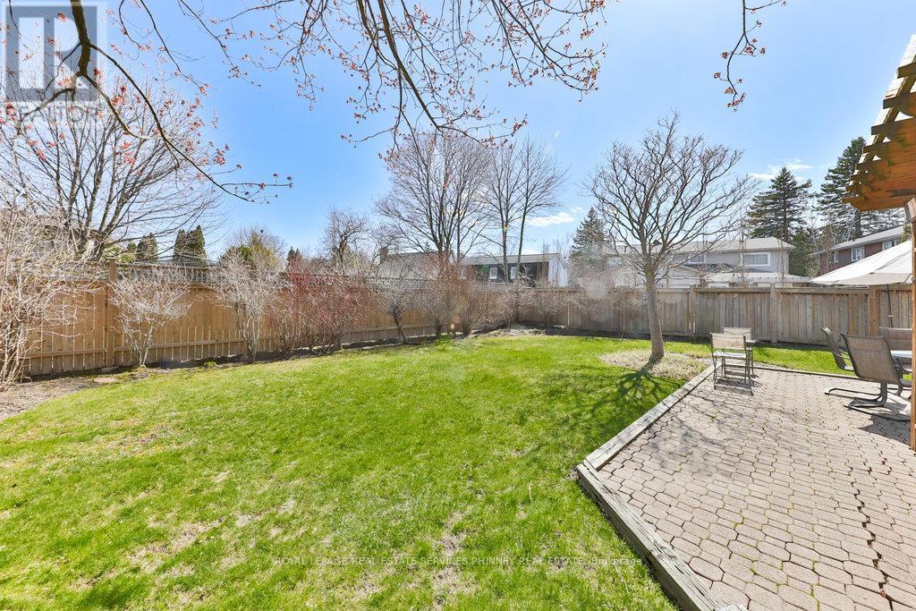 












1432 BRIDGESTONE LANE

,
Mississauga,




Ontario
L5J4E2

