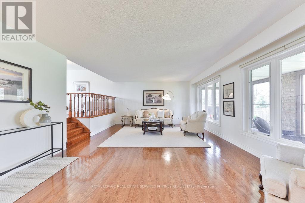 












1432 BRIDGESTONE LANE

,
Mississauga,




Ontario
L5J4E2

