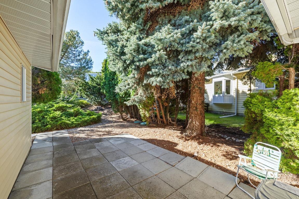 









17017


Snow

Avenue, 3,
Summerland,




BC
V0H 1Z6


