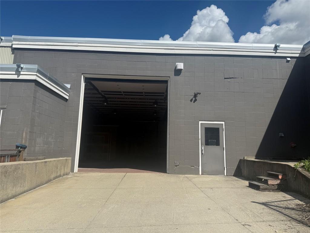 









711


Radio

Avenue, 4,
Nelson,




BC
V1L 3L2

