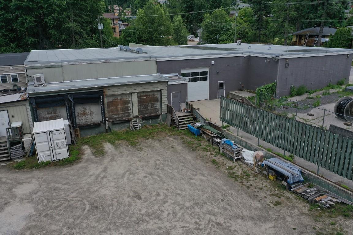 









711


Radio

Avenue, 4,
Nelson,




BC
V1L 3L2

