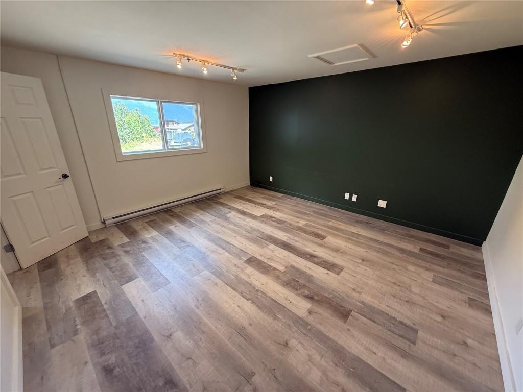 









711


Radio

Avenue, 4,
Nelson,




BC
V1L 3L2

