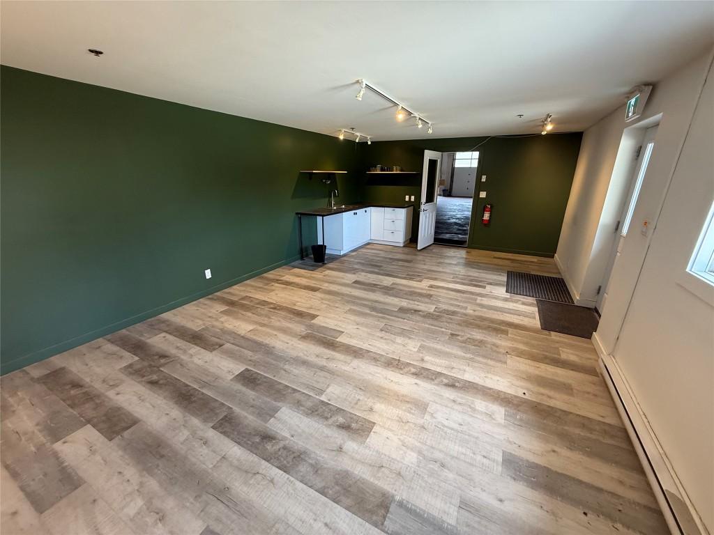 









711


Radio

Avenue, 4,
Nelson,




BC
V1L 3L2

