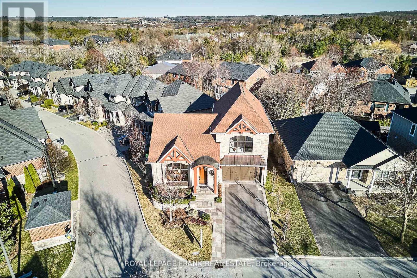 












108 OAKSIDE DRIVE

,
Uxbridge,




Ontario
L9P2A8

