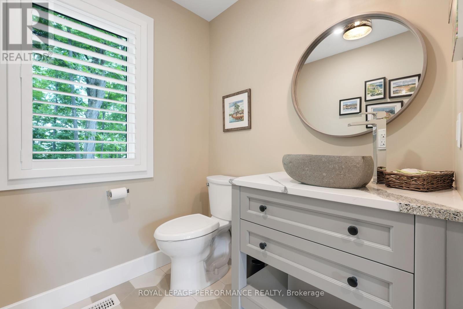 












39 MORNING FLIGHT COURT

,
Greater Madawaska,




Ontario
K0J1H0

