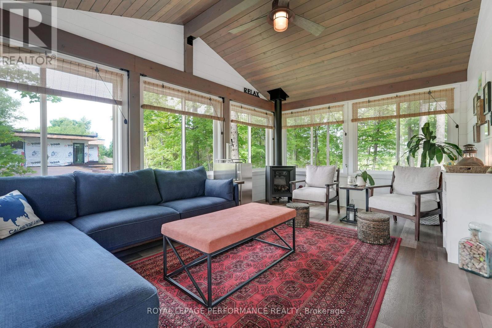 












39 MORNING FLIGHT COURT

,
Greater Madawaska,




Ontario
K0J1H0


