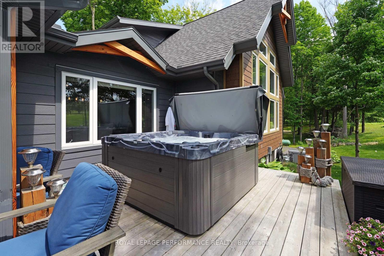 












39 MORNING FLIGHT COURT

,
Greater Madawaska,




Ontario
K0J1H0

