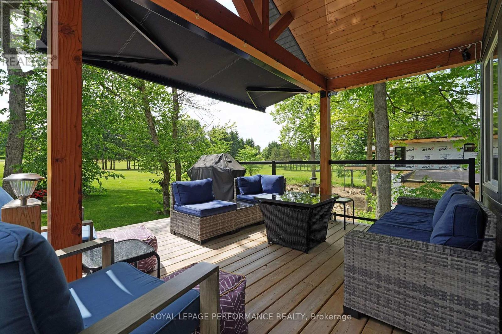 












39 MORNING FLIGHT COURT

,
Greater Madawaska,




Ontario
K0J1H0

