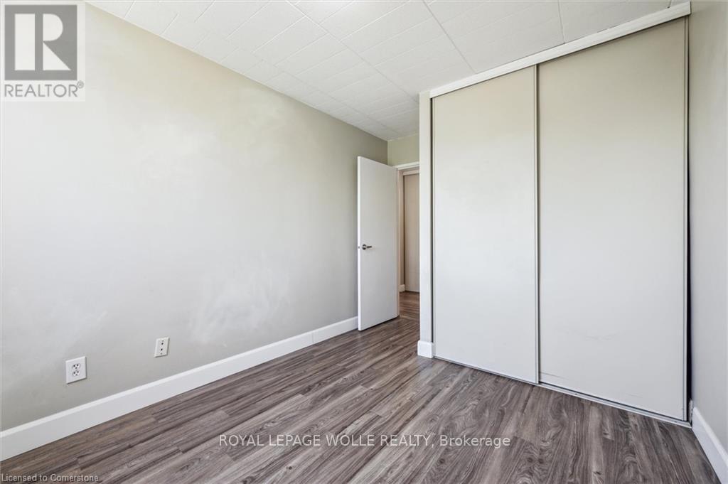 












311 - 29 WEST AVENUE W

,
Kitchener,




Ontario
N2M5E4


