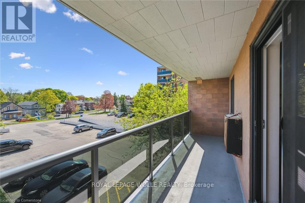 












311 - 29 WEST AVENUE W

,
Kitchener,




Ontario
N2M5E4

