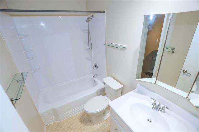 









953


Summerside

AVE, 4,
Winnipeg,




MB
R3T 4Y1

