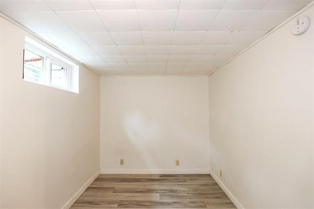 









953


Summerside

AVE, 4,
Winnipeg,




MB
R3T 4Y1

