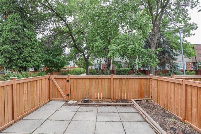 









953


Summerside

AVE, 4,
Winnipeg,




MB
R3T 4Y1

