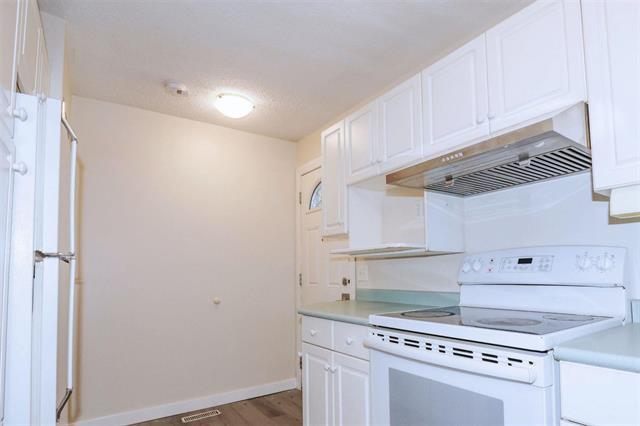 









953


Summerside

AVE, 4,
Winnipeg,




MB
R3T 4Y1

