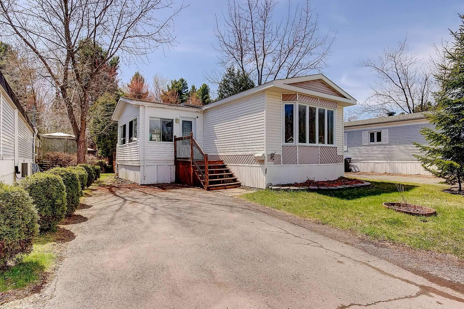 









82


9e Rue

,
Saint-Jean-sur-Richelieu,




QC
J2Y1A5

