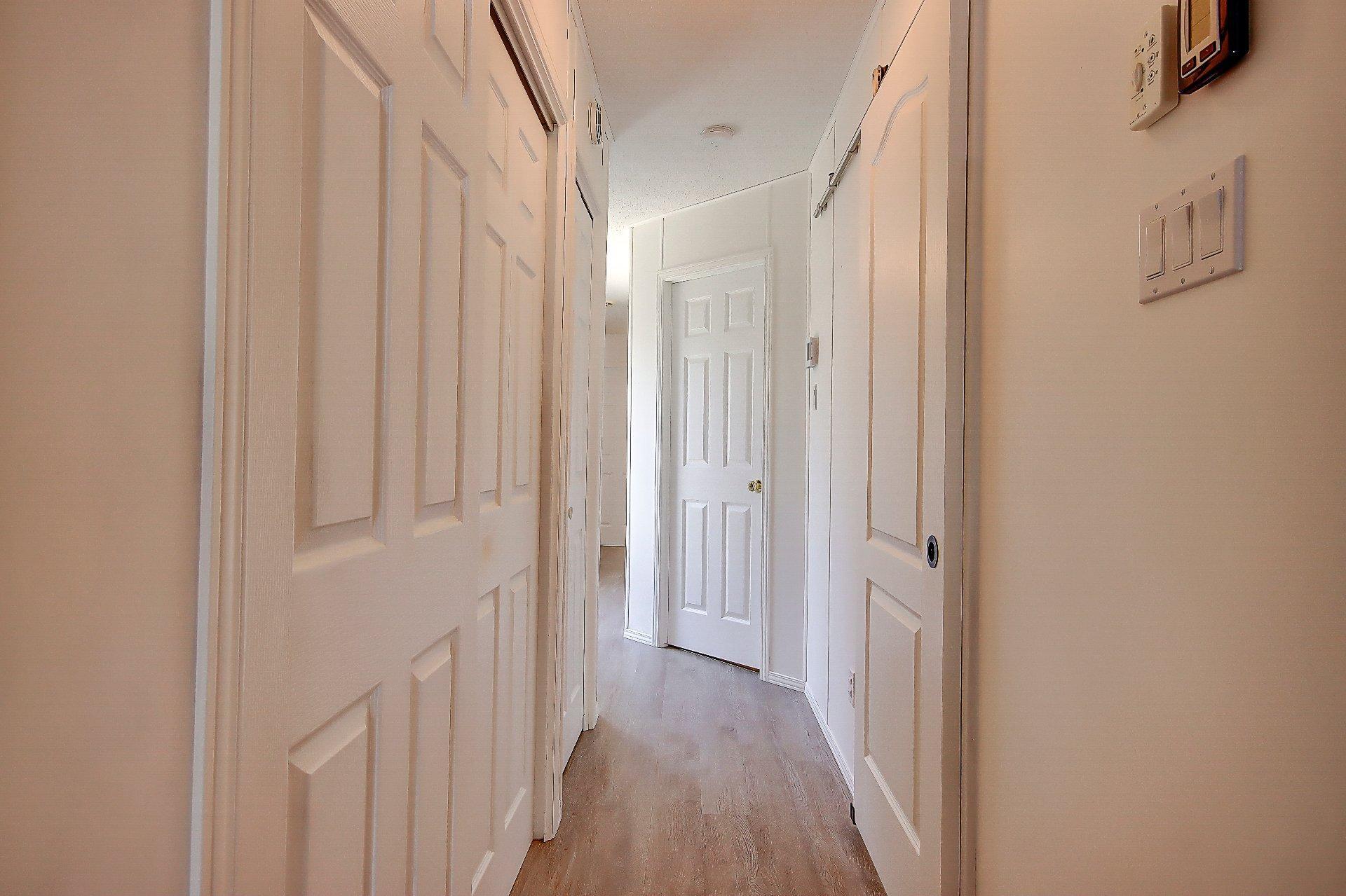 









82


9e Rue

,
Saint-Jean-sur-Richelieu,




QC
J2Y1A5

