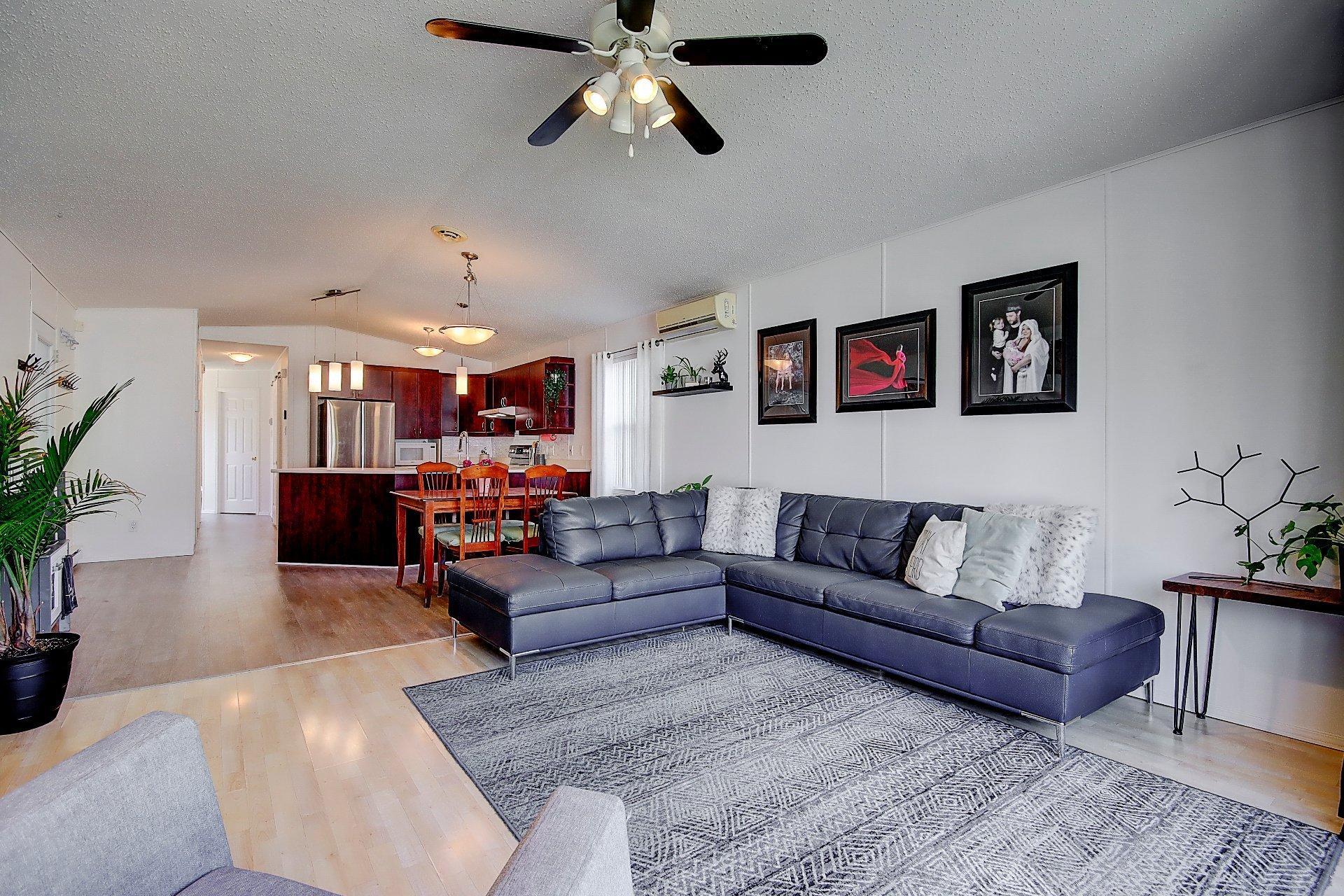 









82


9e Rue

,
Saint-Jean-sur-Richelieu,




QC
J2Y1A5

