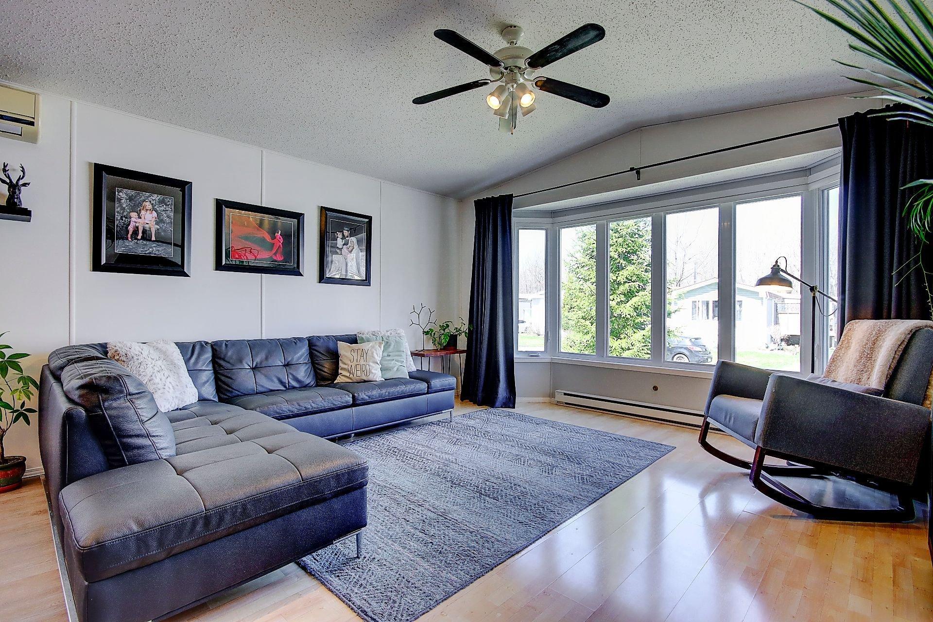









82


9e Rue

,
Saint-Jean-sur-Richelieu,




QC
J2Y1A5

