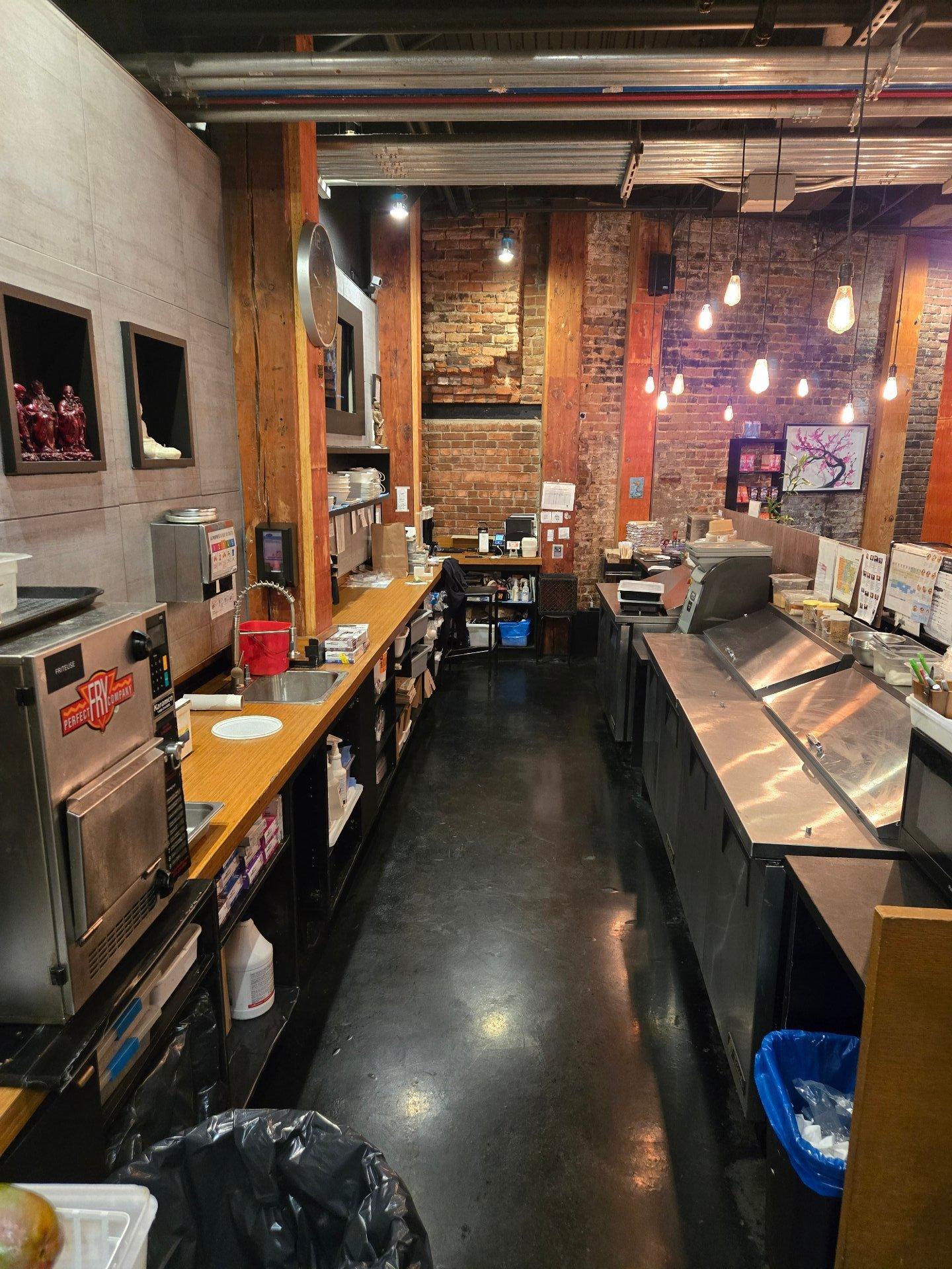 









643


Rue Wellington

,
Montréal (Ville-Marie),




QC
H3C1T2

