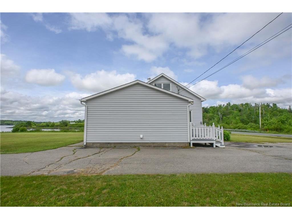 









1587


350

RTE,
Maltempec,




NB
E8N 1N1

