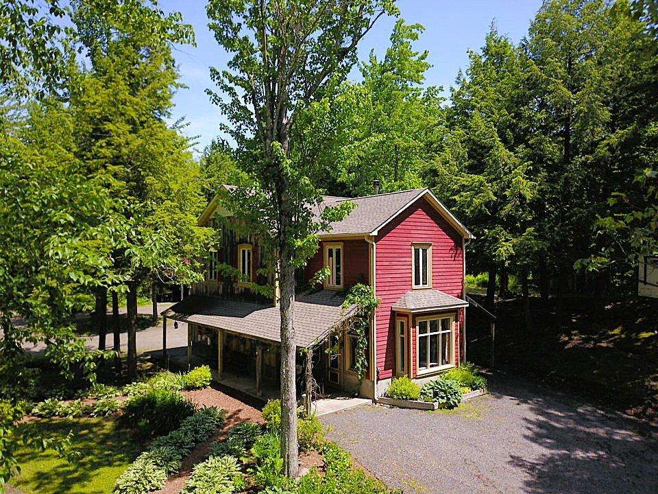 









639A


Route de Mansonville

,
Potton,




QC
J0E1X0

