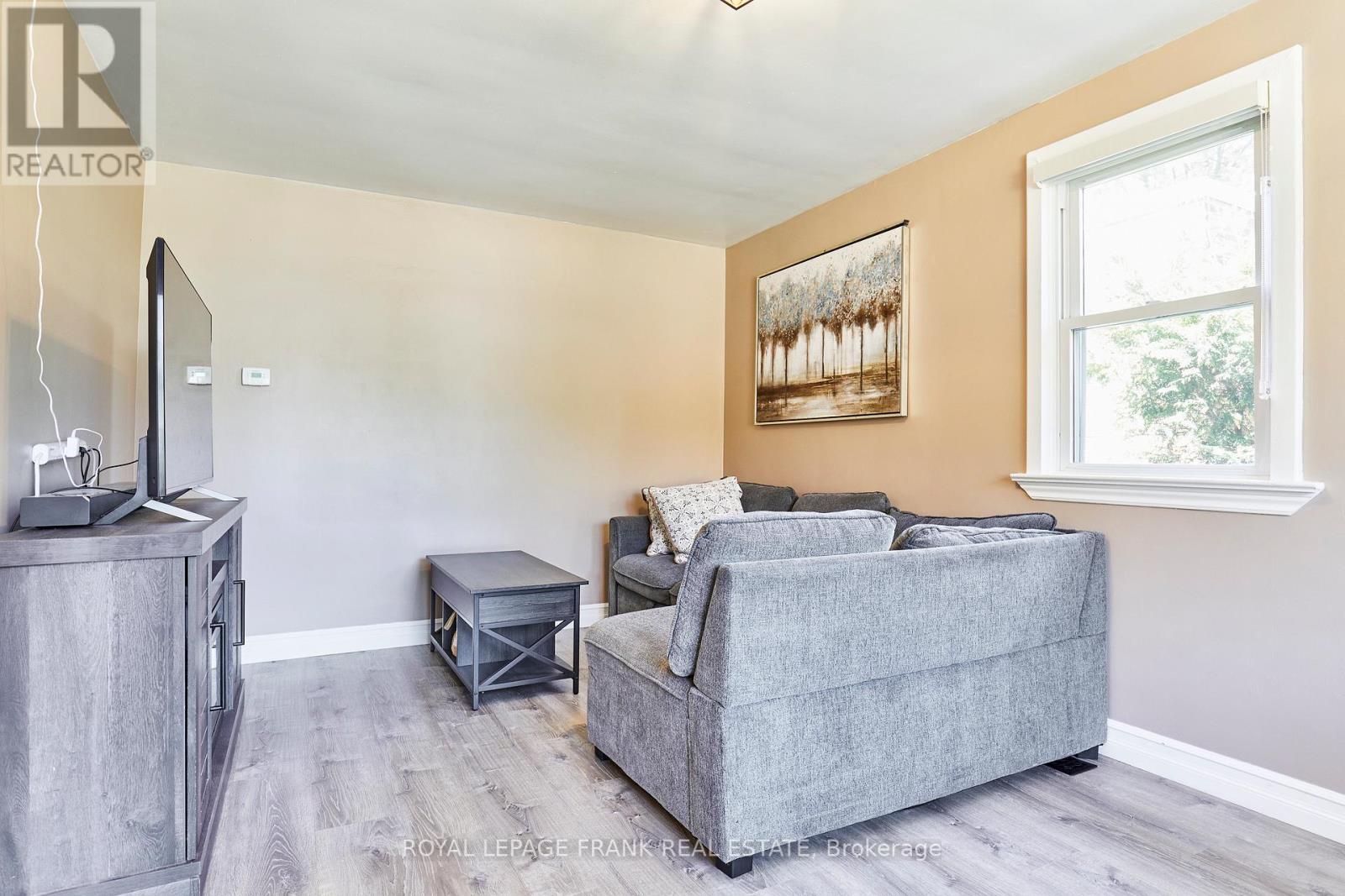 












181 FURNACE STREET

,
Cobourg,




Ontario
K9A2E7


