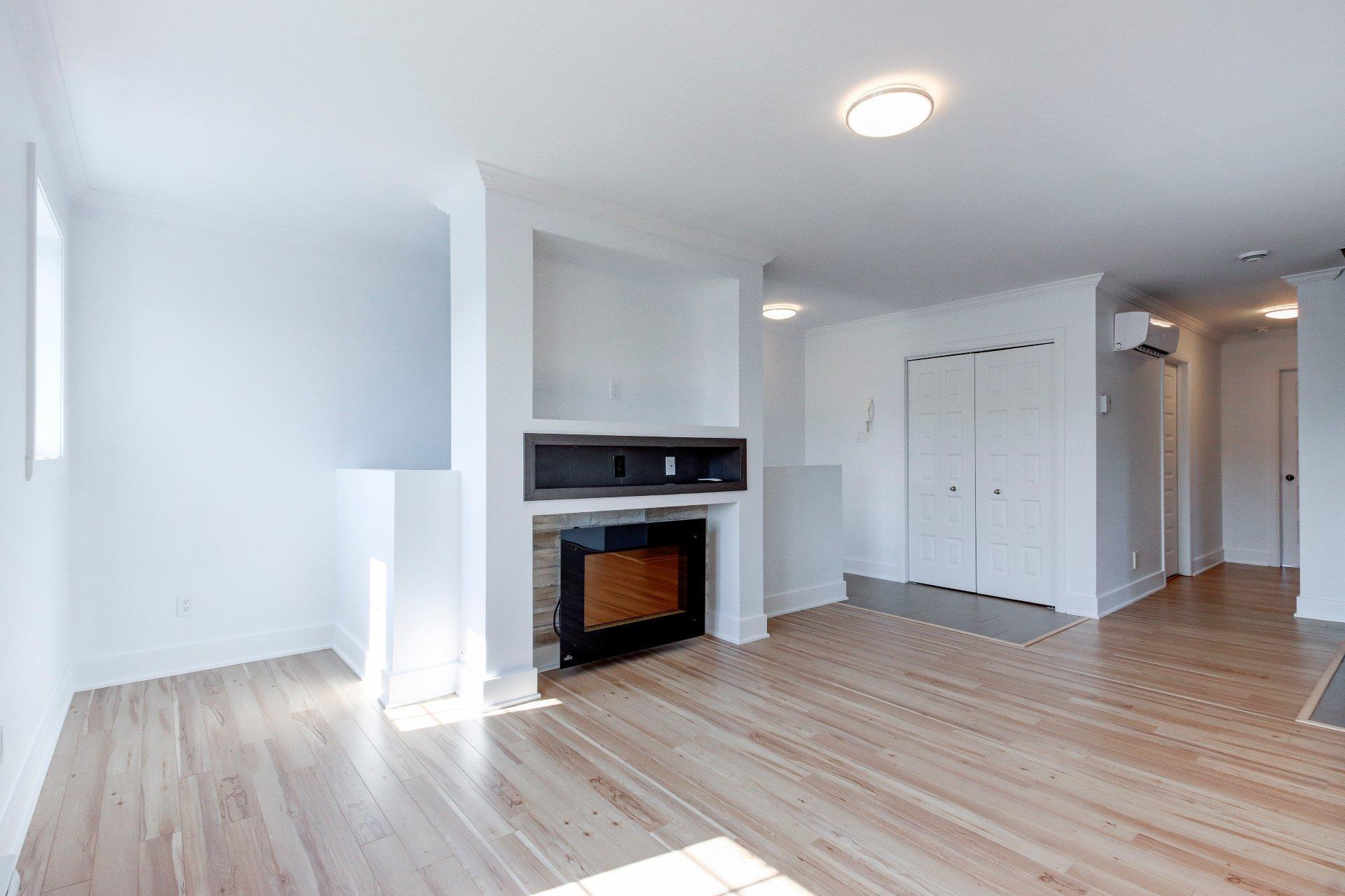 









122


Rue Robert-Jones

,
Saint-Jean-sur-Richelieu,




QC
J2X0E2

