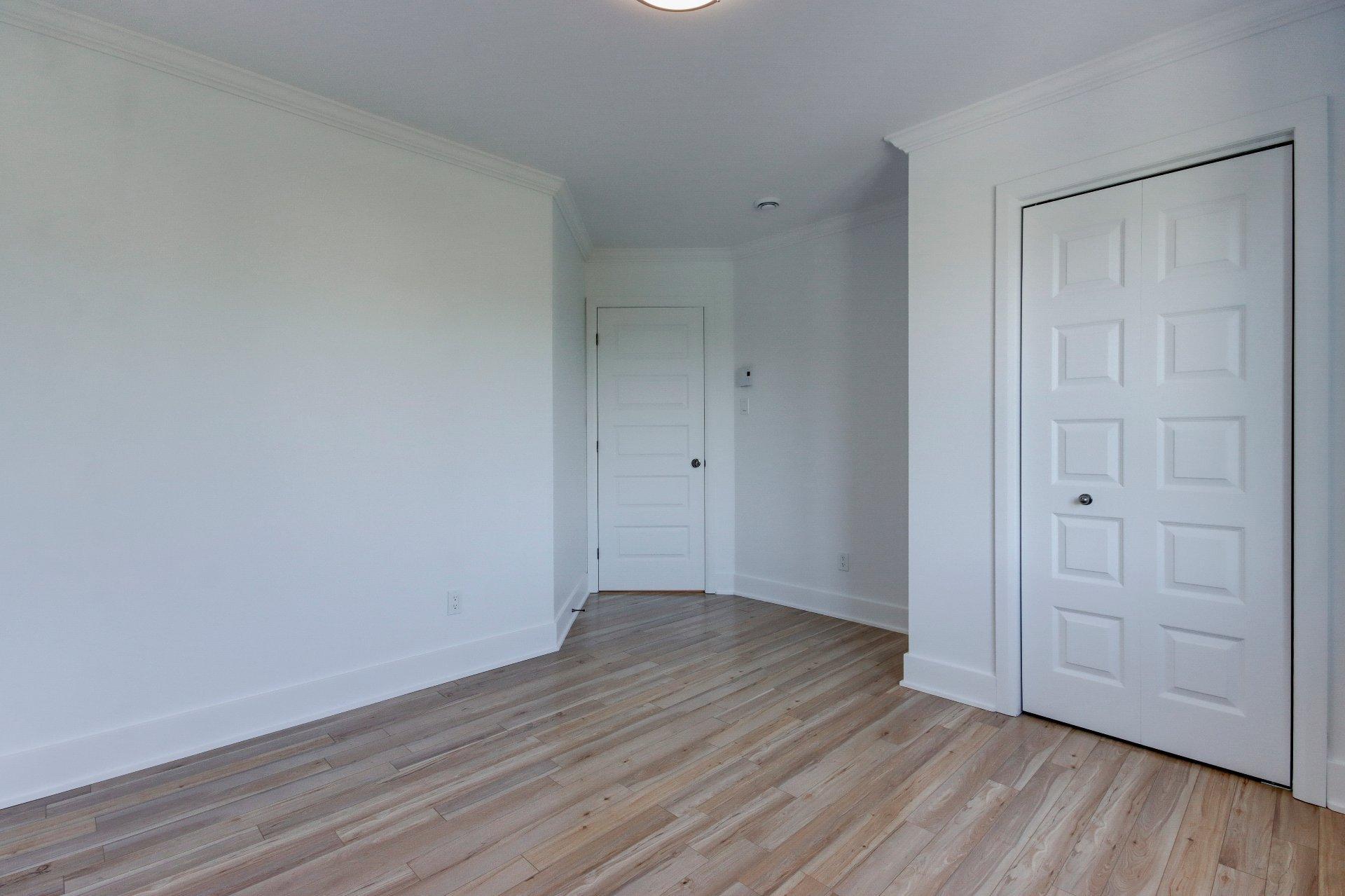 









122


Rue Robert-Jones

,
Saint-Jean-sur-Richelieu,




QC
J2X0E2

