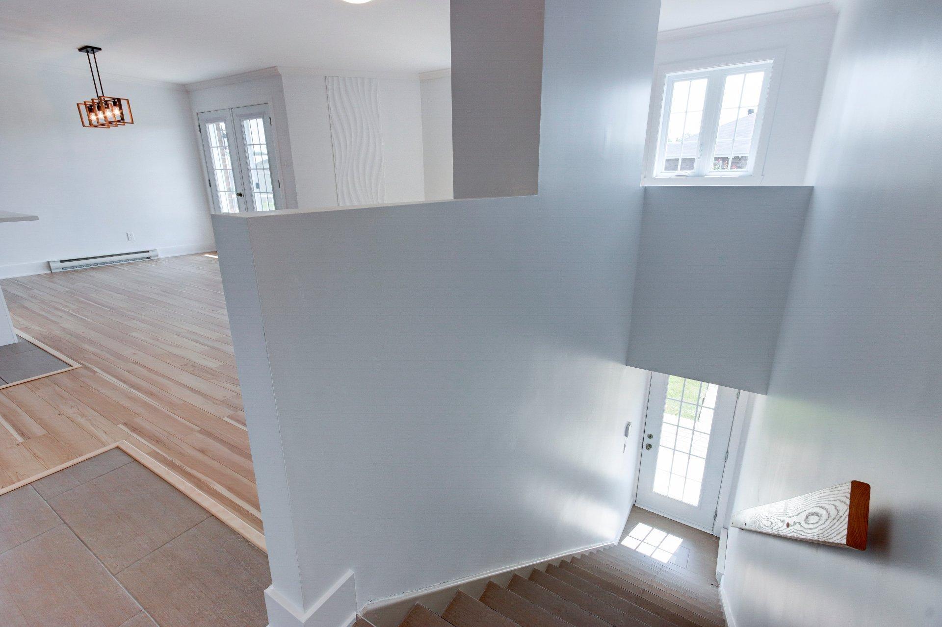 









122


Rue Robert-Jones

,
Saint-Jean-sur-Richelieu,




QC
J2X0E2

