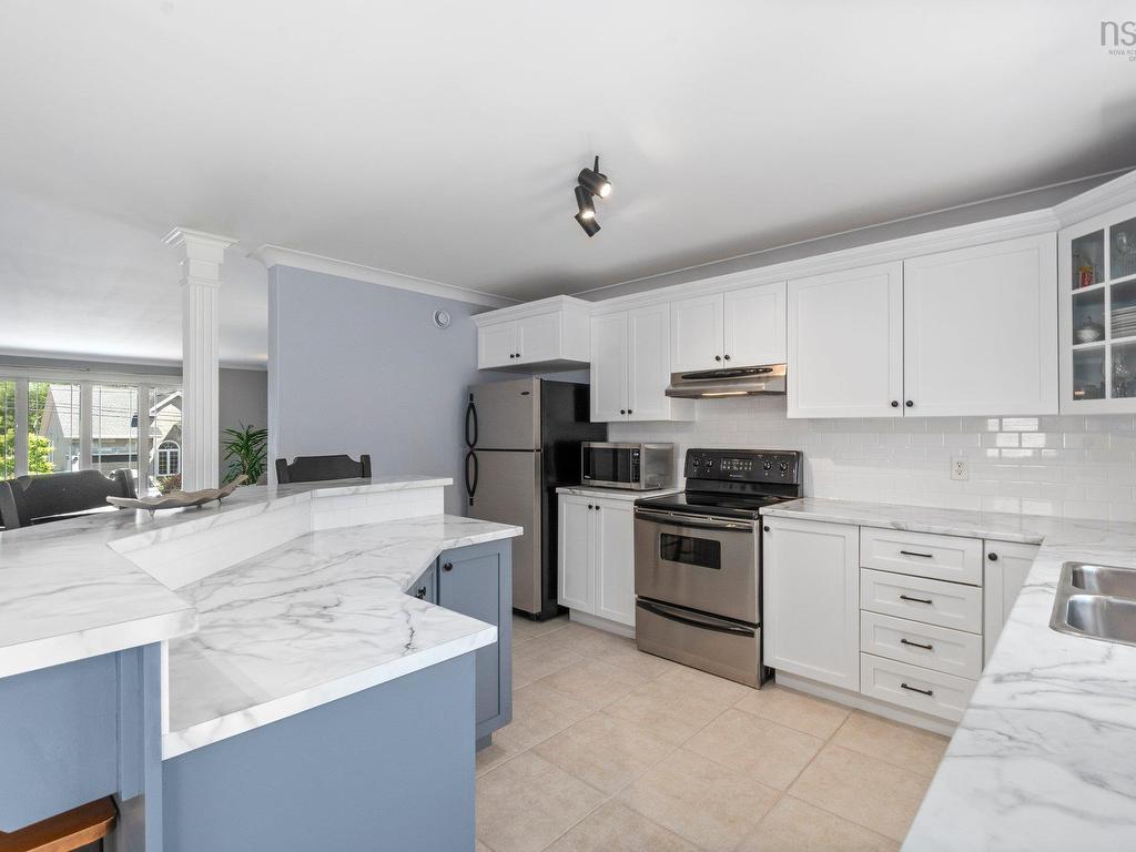 












66 Cutter Drive

,
Halifax,




NS
B3M 4W5

