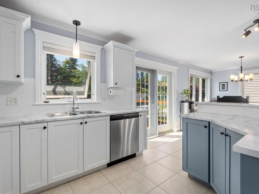 












66 Cutter Drive

,
Halifax,




NS
B3M 4W5

