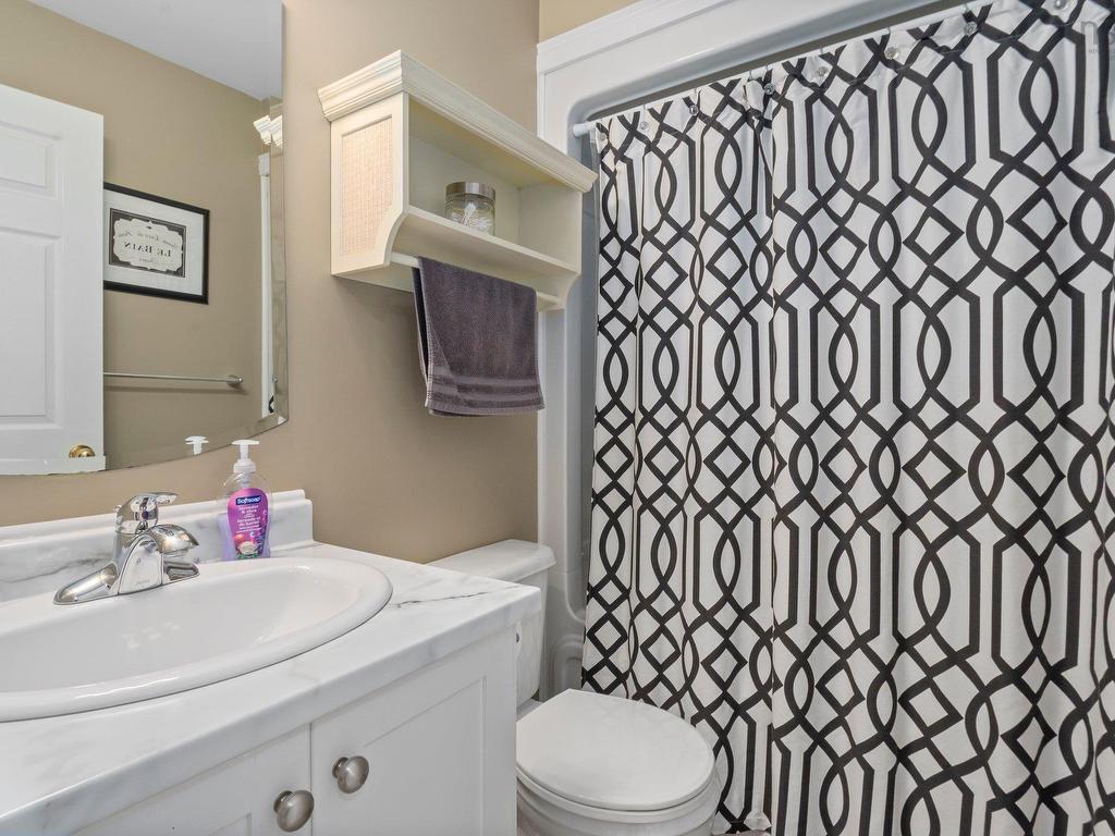 












66 Cutter Drive

,
Halifax,




NS
B3M 4W5

