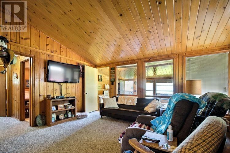 












399 Leisure Bay RD

,
Blind River,




Ontario
P0R1B0

