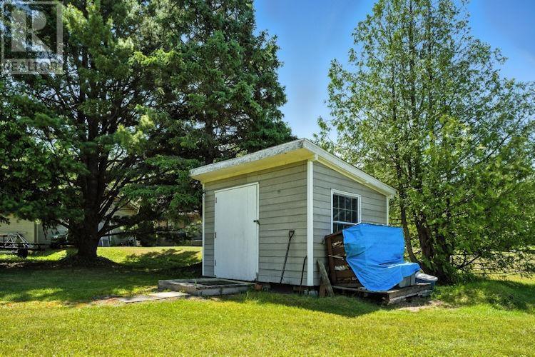 












399 Leisure Bay RD

,
Blind River,




Ontario
P0R1B0

