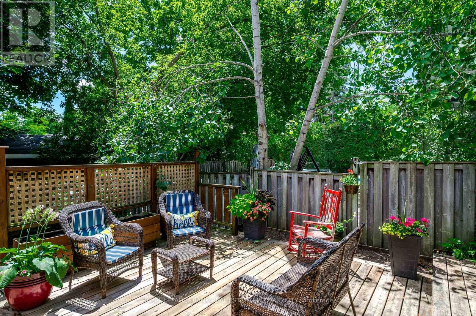 












179 ABERDEEN AVENUE

,
Peterborough North (South),




Ontario
K9H4W7

