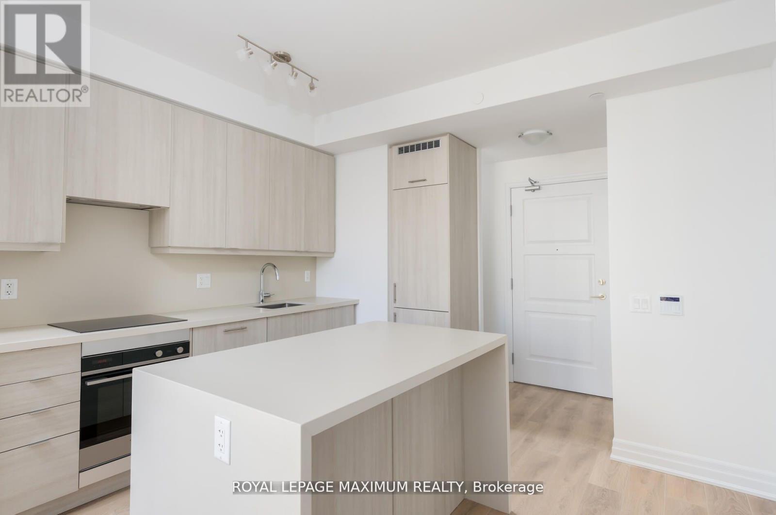 












1410 - 36 ELM DRIVE

,
Mississauga,




Ontario
L5B0N3

